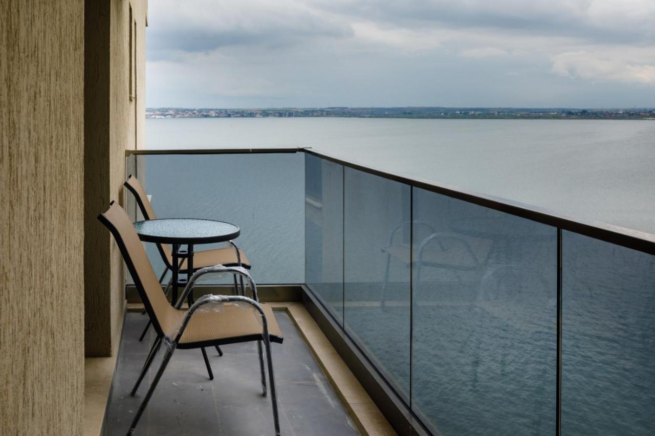 Aurora Apartments Mamaia Buitenkant foto