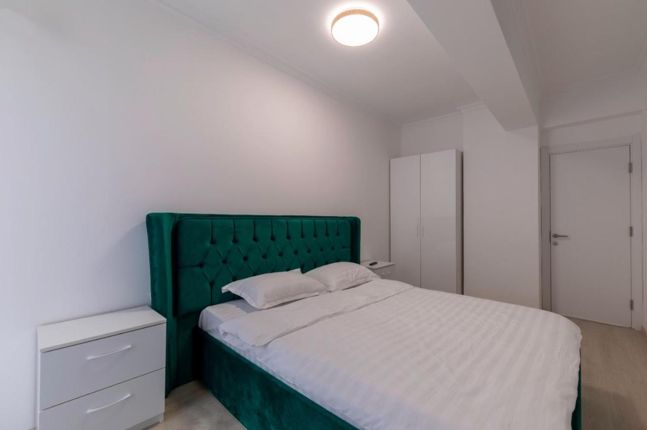 Aurora Apartments Mamaia Buitenkant foto