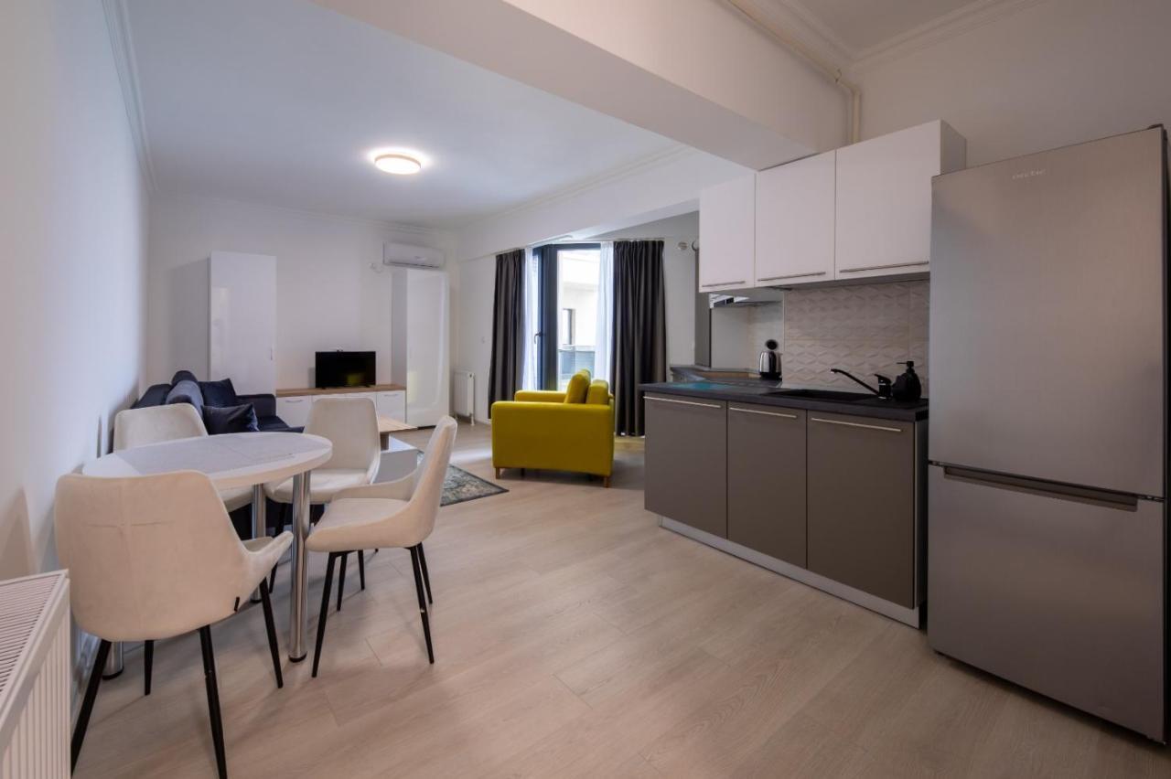 Aurora Apartments Mamaia Buitenkant foto